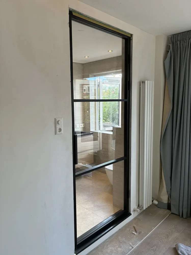 Kozijnen badkamer, foto 2 van 4