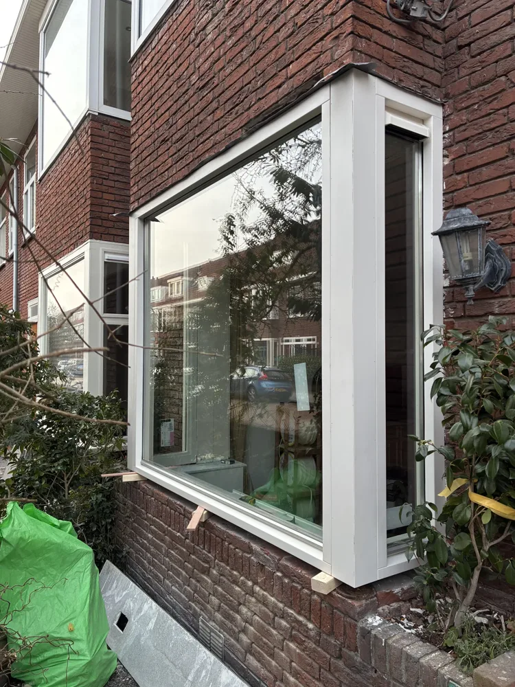 Kozijn met houtrot vernieuwd, foto 4 van 8